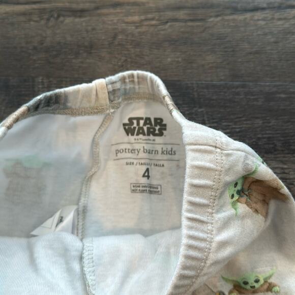 Pottery Barn Kids size 4 Star Wars The Mandalorian Grogu (Baby Yoda) Pajama Set - Picture 9 of 12